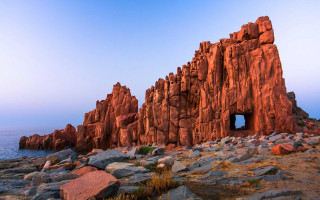 Rocky beach cave water mountainous - a rocky beach free wallpaper