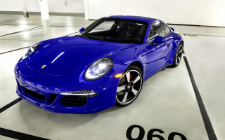 Blue sports car garage numbers - a number free wallpaper