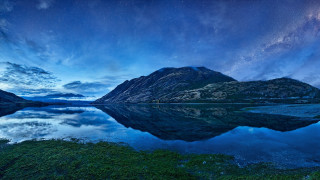 Mountain lake night stars moon - night sky free wallpaper