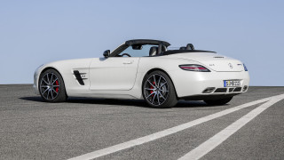 White mercedes sls roadster parking - convertible free wallpaper