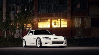 White sports car night city 2 - the sun free wallpaper