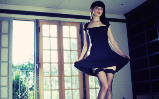 Arabesque impressionist blackdress stockings curtsey - arabella rankin free wallpaper