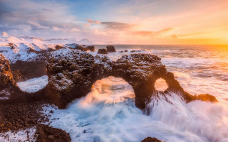 Rocky beach waves sunset clouds - wave free wallpaper