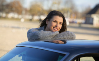 Woman smiling car bokeh photorealistic - adrienn henczné deák free wallpaper