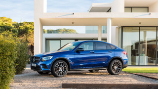 Blue mercedes maximalism digital rendering - an gyeon free wallpaper for desktop