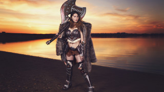 Woman beach sunset axe hat - carla wyzgala free wallpaper