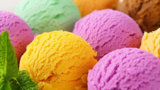 Ice cream mint leaves blurry - the side of it free wallpaper