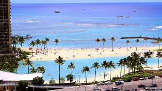 Beach cars parked boat water - car free wallpaper