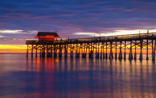 Pier red light sunset reflection - the top of it free wallpaper