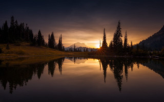 Lake mountains sunset reflection city - tree and mountains free wallpaper