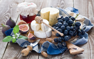 Cheese fruit wooden table still - still free wallpaper