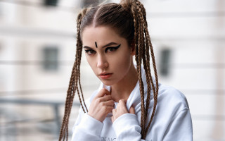 Woman braid white shirt portrait - neoism free wallpaper for desktop