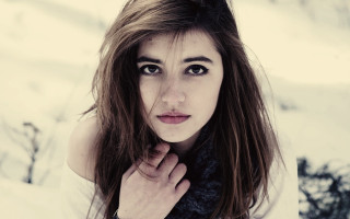 Woman longhair scarf snow portrait - long hair and a scarf free wallpaper