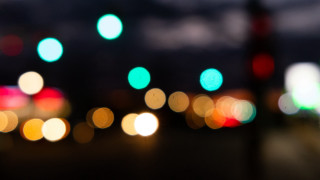 Blurry street lights traffic moon - many light free wallpaper