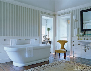 Bathroom tub sink mirror chair - a bathroom free wallpaper