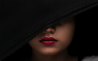 Woman redlipstick blackhoodie portrait noir - noir free wallpaper