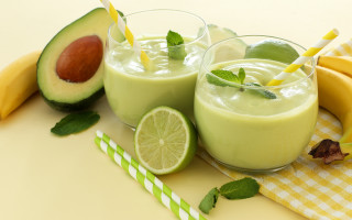 Green smoothie banana lime leaf - blender free wallpaper