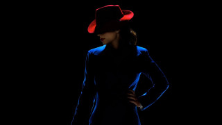 Woman blue dress red hat - a red hat free wallpaper