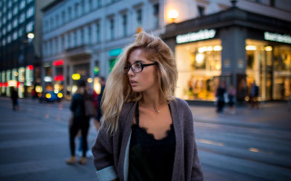 Woman glasses street night city - glass free wallpaper