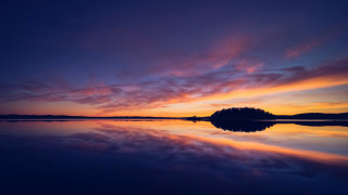 Sunset island water clouds hudson - a small island in the middle of the water free wallpaper