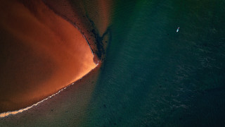 Boat beach wave ocean sunset - christo free wallpaper