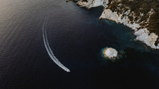 Boat cliff beach moon planet - ann thetis blacker free wallpaper