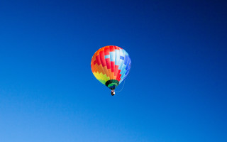 Colorful hot air balloon blue 13 - hot free wallpaper