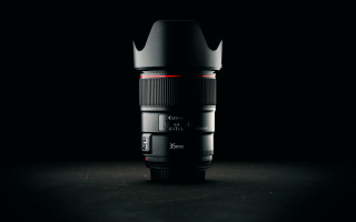 Camera lens red light black - canon eos r 3 free wallpaper