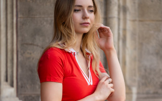Red shirt portrait blonde blurry - a red shirt free wallpaper