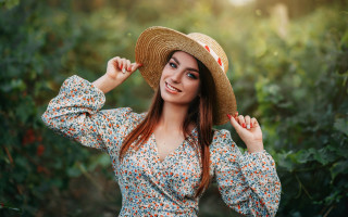 Woman hat dress forest portrait - evaline ness free wallpaper