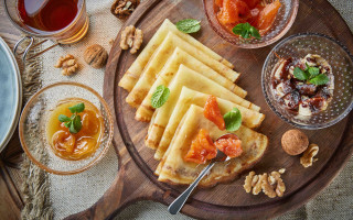 Food nuts jelly tea plate - a plate of food free wallpaper