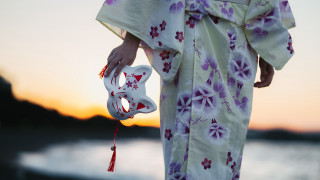 Kimono person sunset water heart - decoration free wallpaper