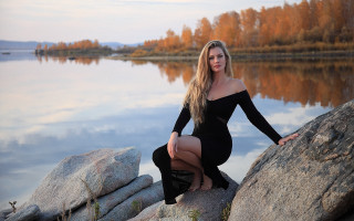 Woman black dress lake rock - a rock free wallpaper