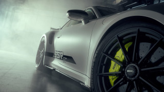 Car yellow wheels foggy black - a foggy area free wallpaper