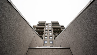 Tall building skyline brutalism tiltshift - free architecture wallpaper