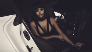 Retro futuristic woman car fashion - the back of the car free wallpaper