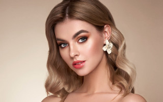Woman flower earrings fashion portrait - floral free wallpaper