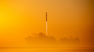 Rocket sky yellow clouds dusk - a rocket free wallpaper