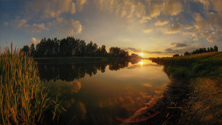 Sunset lake grassy trees clouds - a sunset over a lake free wallpaper