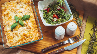 Casserole salad knife cuttingboard fork - cutting free wallpaper