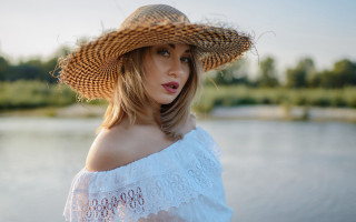 Woman hat lake frizzyhair portrait - portrait photography free wallpaper for desktop