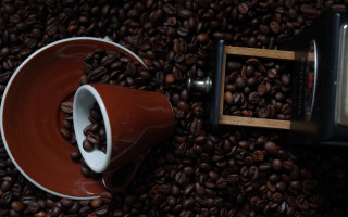Coffee grinder cup coffee beans - product photography free wallpaper