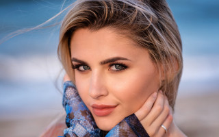Beach woman scarf portrait ocean - the beach free wallpaper