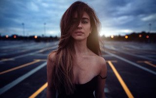 Woman night parkinglot sunshine hair - woman free wallpaper