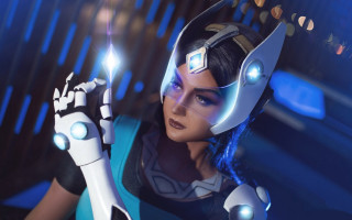 Futuristic woman hologram armor mechanical - hand free wallpaper