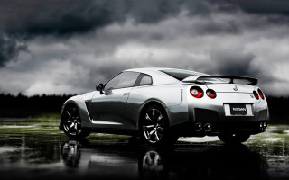 White sports car reflection dream - wet free wallpaper