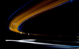 Blurry streetlight night planet space - a blurry photo of a street light free wallpaper
