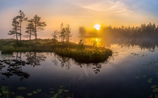Lake island sunset clouds matte - a small island in the middle of it free wallpaper