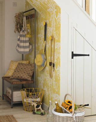 Yellow wall basket flowers hat - a yellow wall free wallpaper