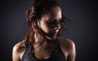 Wet hair glasses wind art - the wind free wallpaper